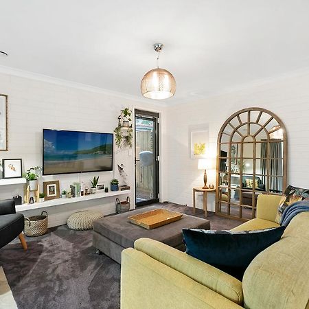 Korumburra The Snug Premium 1Br Self Contained Apartment Free Netflix מראה חיצוני תמונה