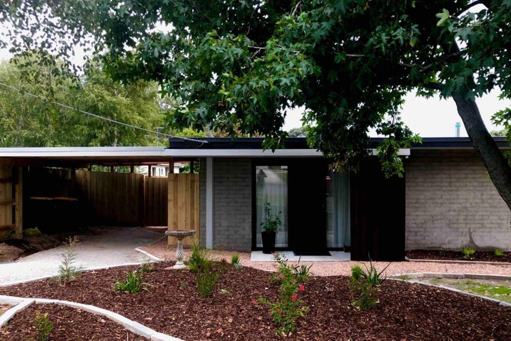 Korumburra The Snug Premium 1Br Self Contained Apartment Free Netflix מראה חיצוני תמונה